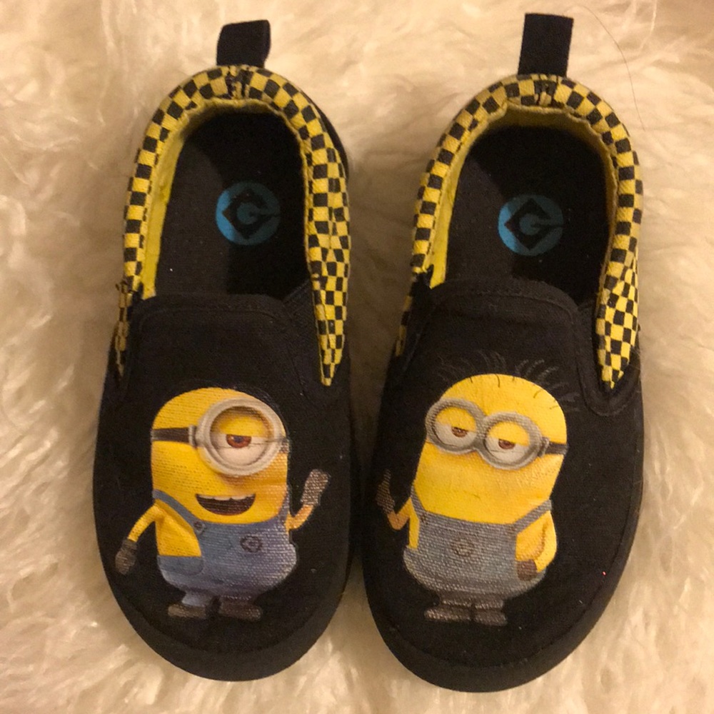 Minions shoes